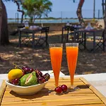 לינה וארוחת בוקר La Penisola פורטו צ'זראו