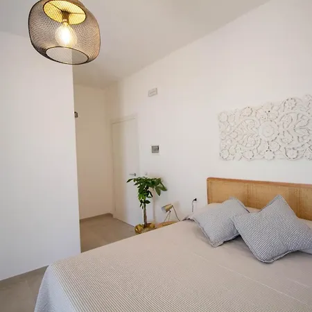 La Penisola Bed & Breakfast