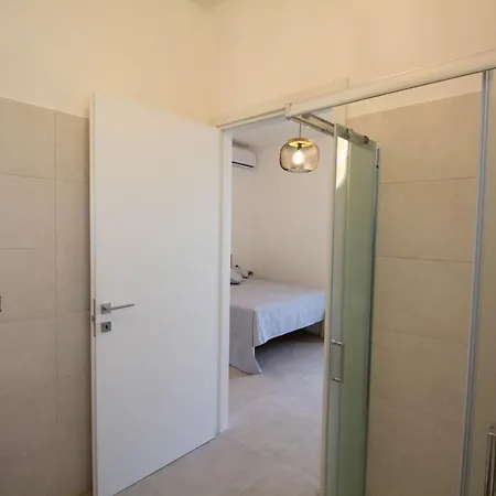 La Penisola לינה וארוחת בוקר פורטו צ'זראו