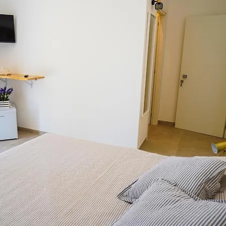 La Penisola Couette-café 4*