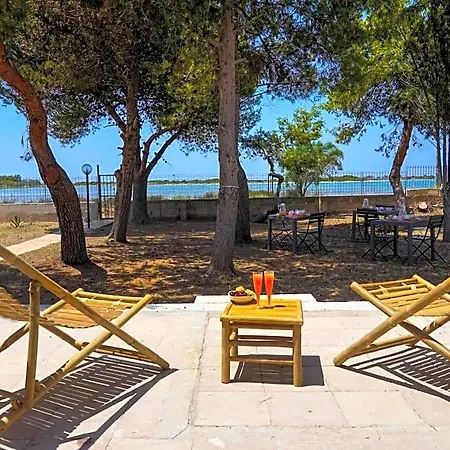 La Penisola Frühstückspension