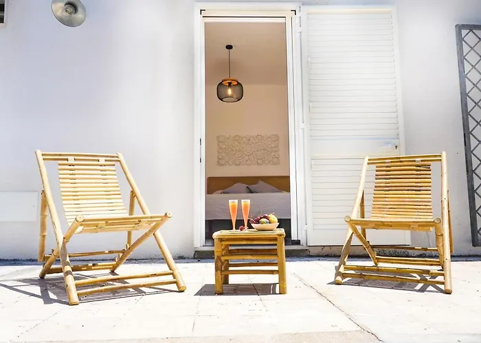La Penisola Bed & Breakfast 4*